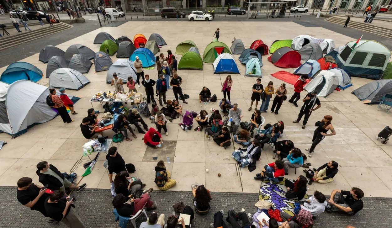 55 PEOPLE ARRESTED DURING CLEARANCE OF PROTEST CAMPS