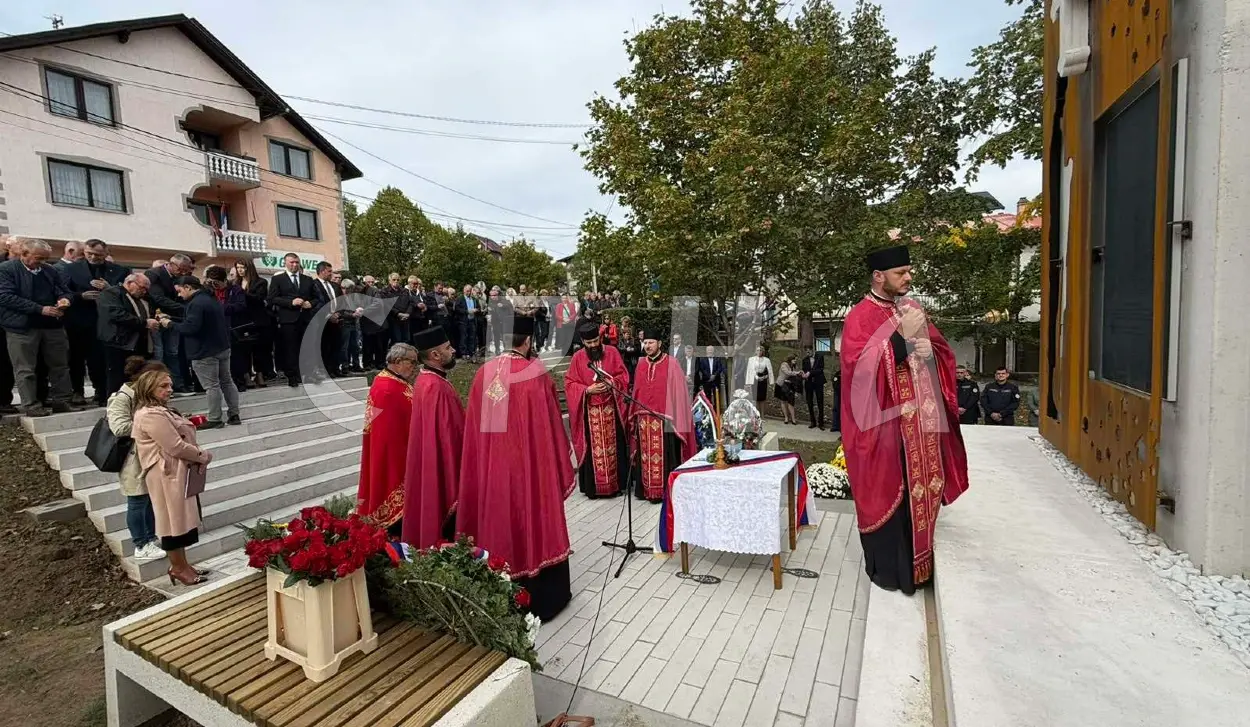 CENTRAL WAR MEMORIAL WITH MORE THAN 300 NAMES INSCRIBED CONSECRATED