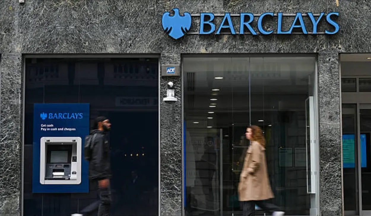 BARCLAYS TO CUT 5,000 JOBS