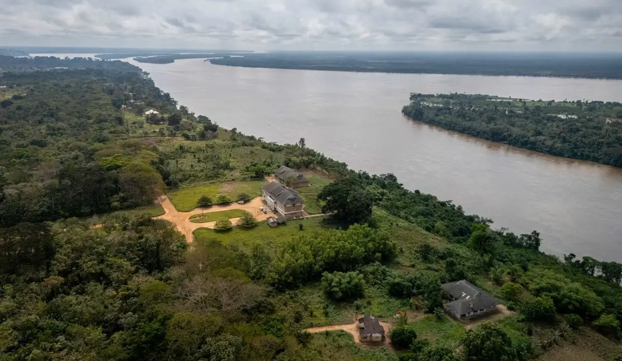AT LEAST 30 PEOPLE KILLED IN BOAT COLLISION ON CONGO RIVER