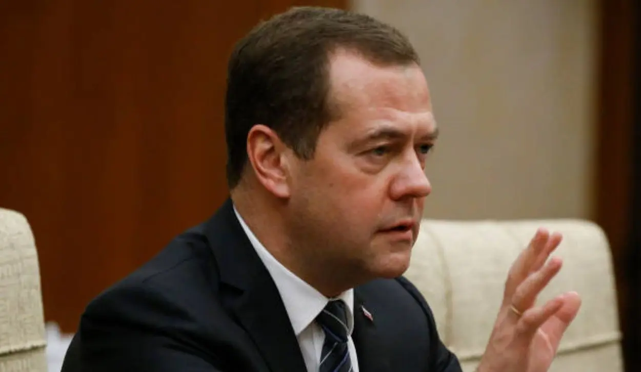 MEDVEDEV: BLOCKING RUSSIAN SATELLITE SYSTEM WOULD LEAD TO SPACE WAR