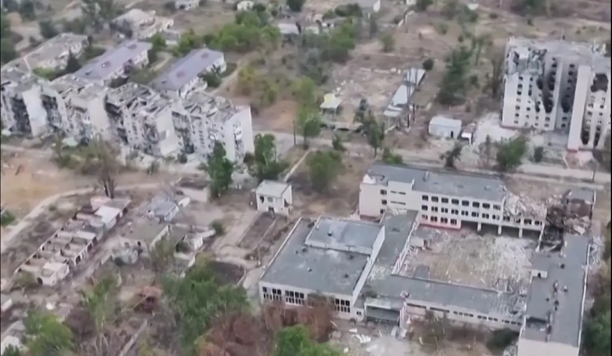 CEASEFIRE IN OLESHKY TO ALLOW AID CONVOY